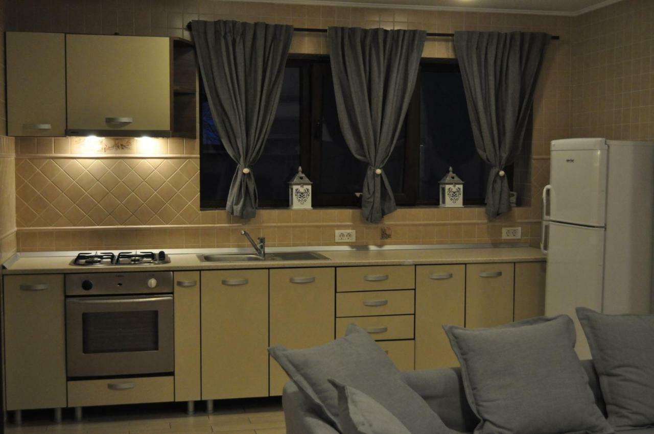 Sleep & Fly Apartment 奥托佩尼 外观 照片