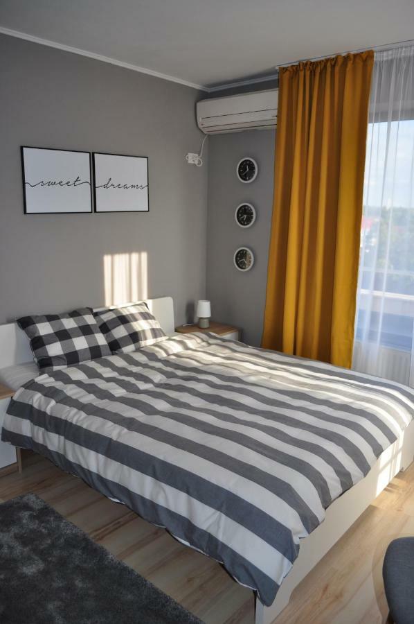Sleep & Fly Apartment 奥托佩尼 外观 照片